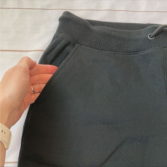 Fila Black Jogger Sweat Pants - Picture 4 of 14